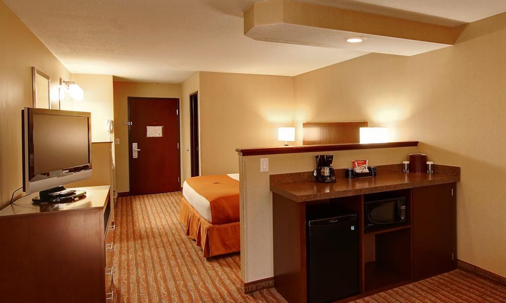 Phoenix Inn Suites Albany Esterno foto
