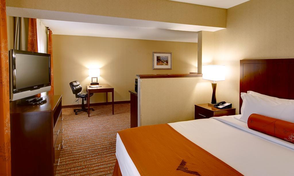 Phoenix Inn Suites Albany Esterno foto